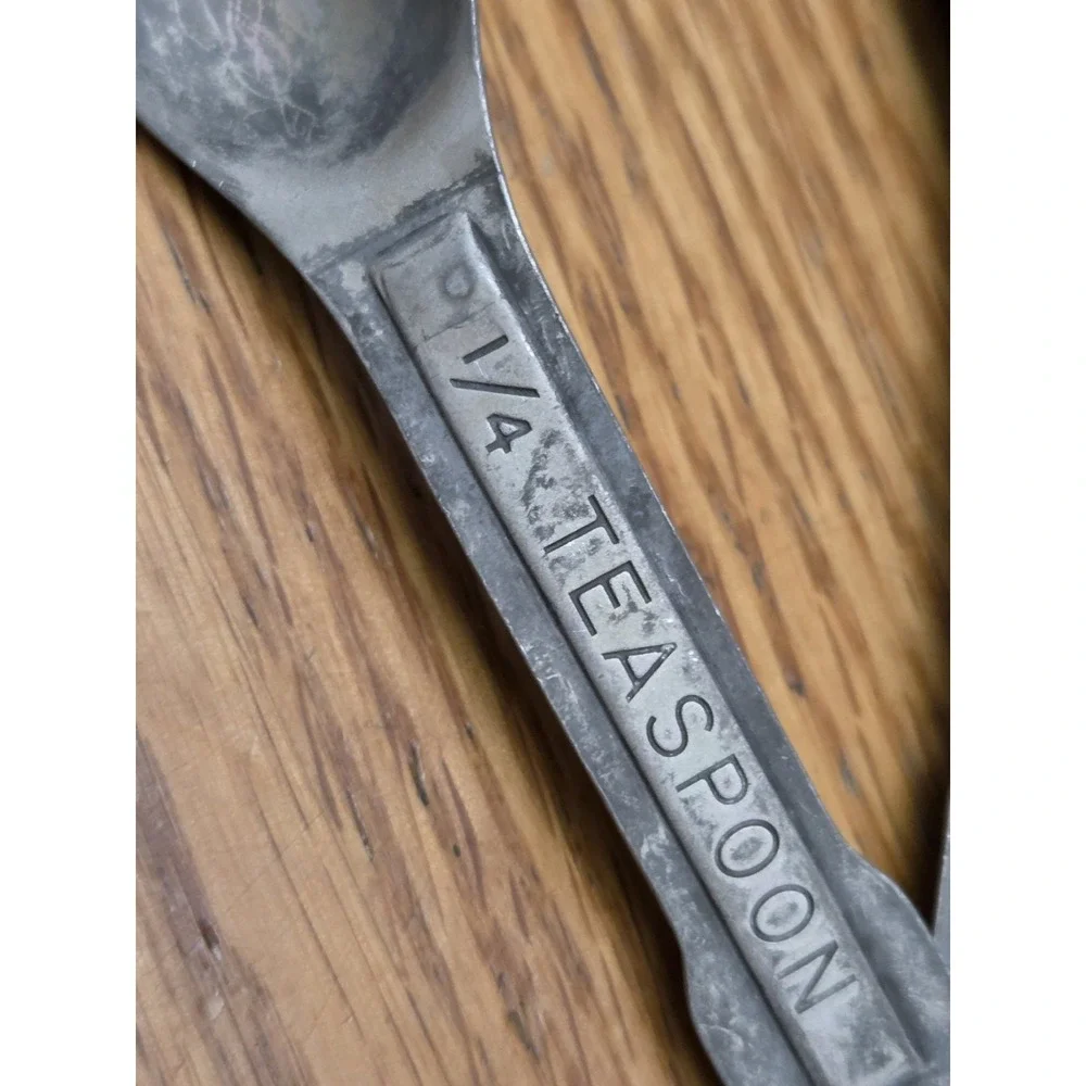 Vintage Aluminum Metal Nesting Oval Measuring Spoons With Ring US Std Set of 4